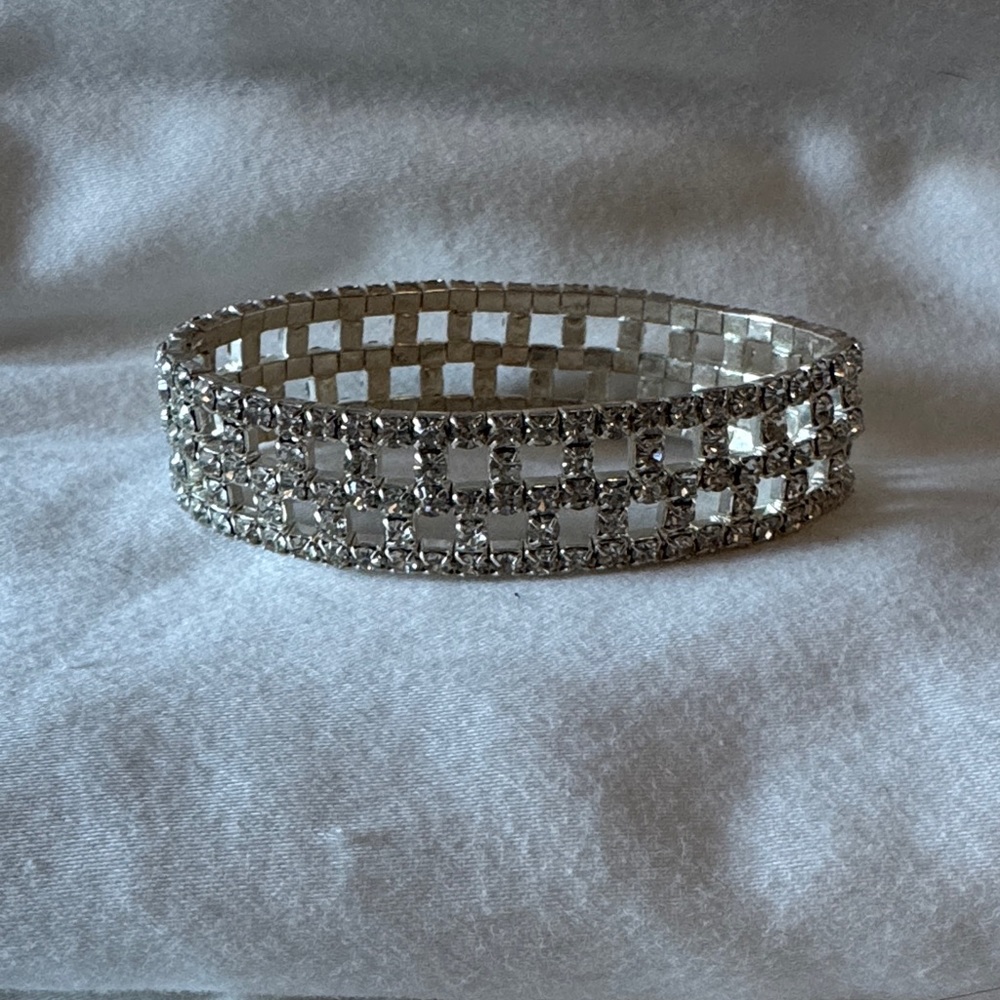 Elegant Silver Bracelet